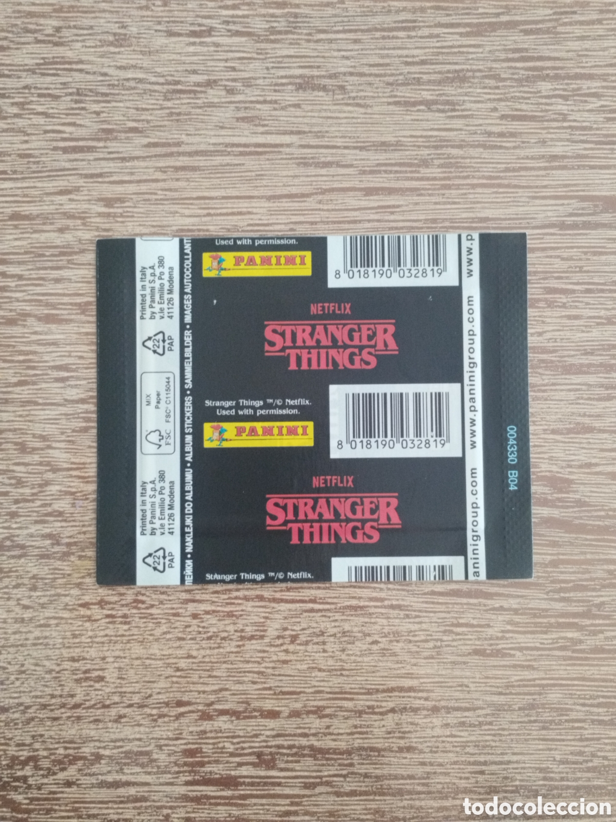 Coleccionismo cromos antiguos: Sobre sin abrir Stranger Things - Netflix - Panini - Version 1 con n&uacute;mero - Foto 2
