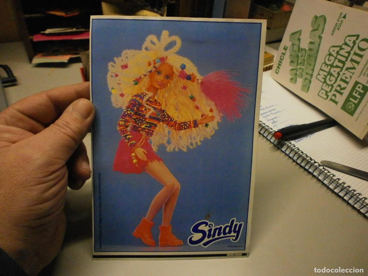 Coleccionismo cromos antiguos: cromo mega pegatina chicle vidal mu&ntilde;eca sindy - Foto 1