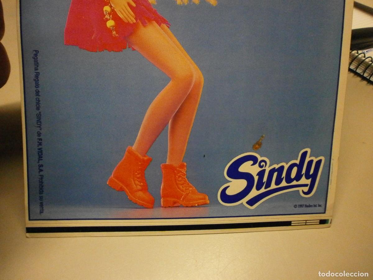 Coleccionismo cromos antiguos: cromo mega pegatina chicle vidal mu&ntilde;eca sindy - Foto 3