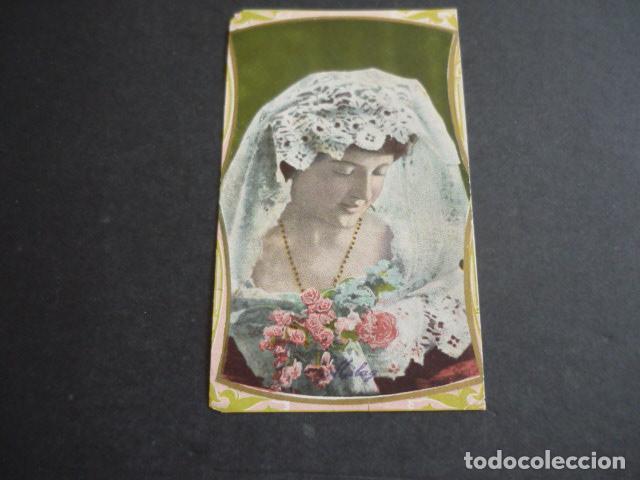 Coleccionismo cromos antiguos: MUJER CON MANTILLA ANTIGUO CROMO - Foto 1