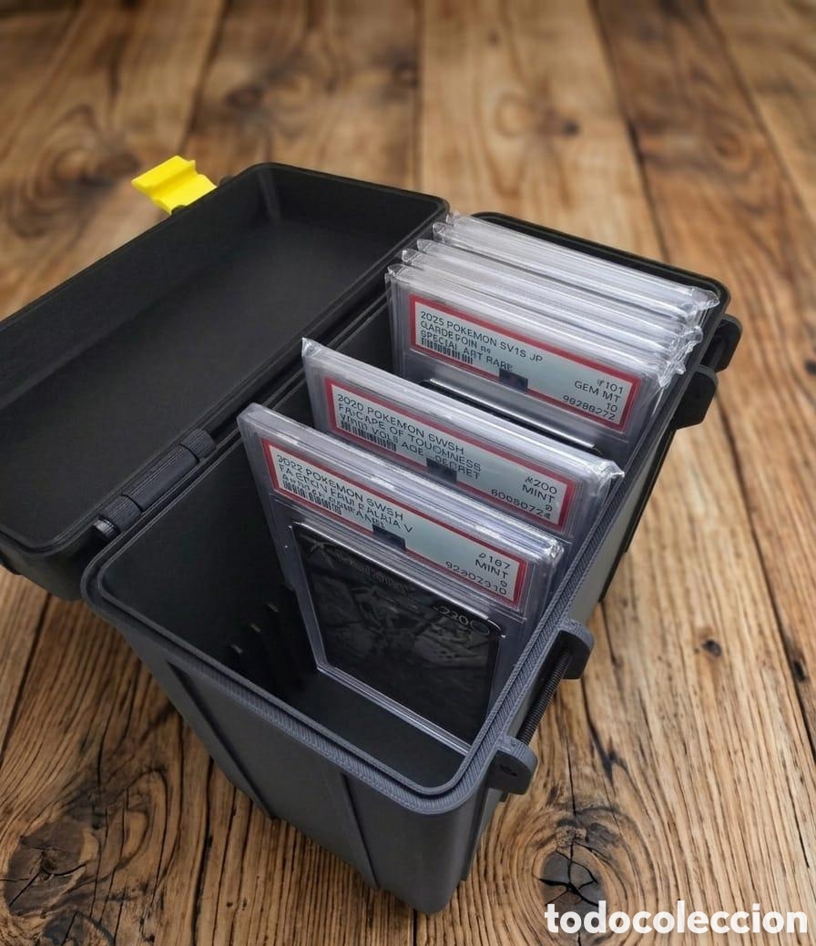 Coleccionismo cromos antiguos: 1 Caja resistente para Tarjetas Pok&eacute;mon Gradeadas - Foto 2