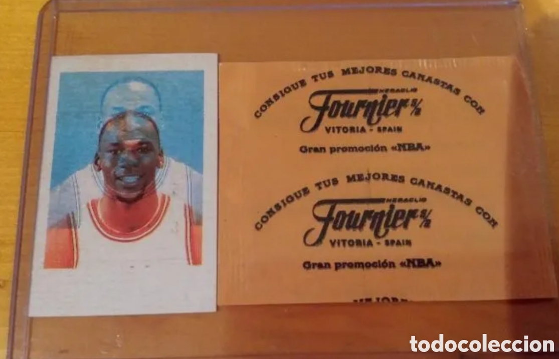 Coleccionismo Cromos antiguos: RAR&Iacute;SIMO CROMO CON DOBLE IMPRESION DE MICHAEL JORDAN DE NBA FOURNIER 1988t