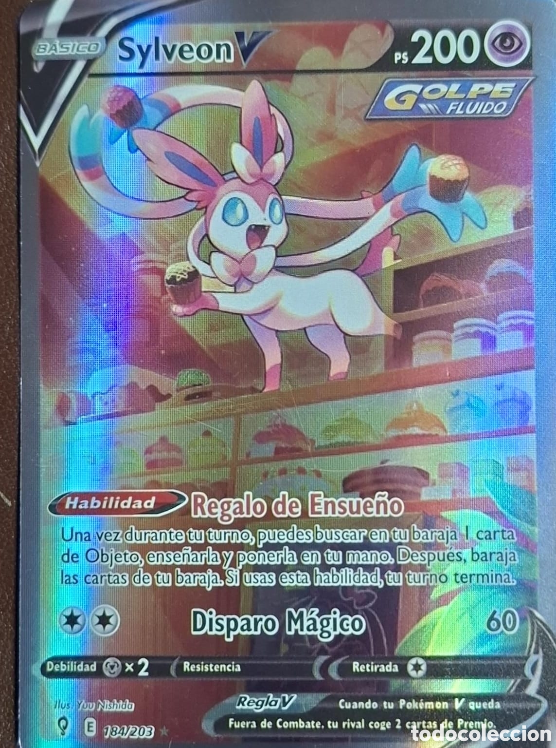 Coleccionismo Cromos antiguos: Carta pok&eacute;mon brillante Sylveon V