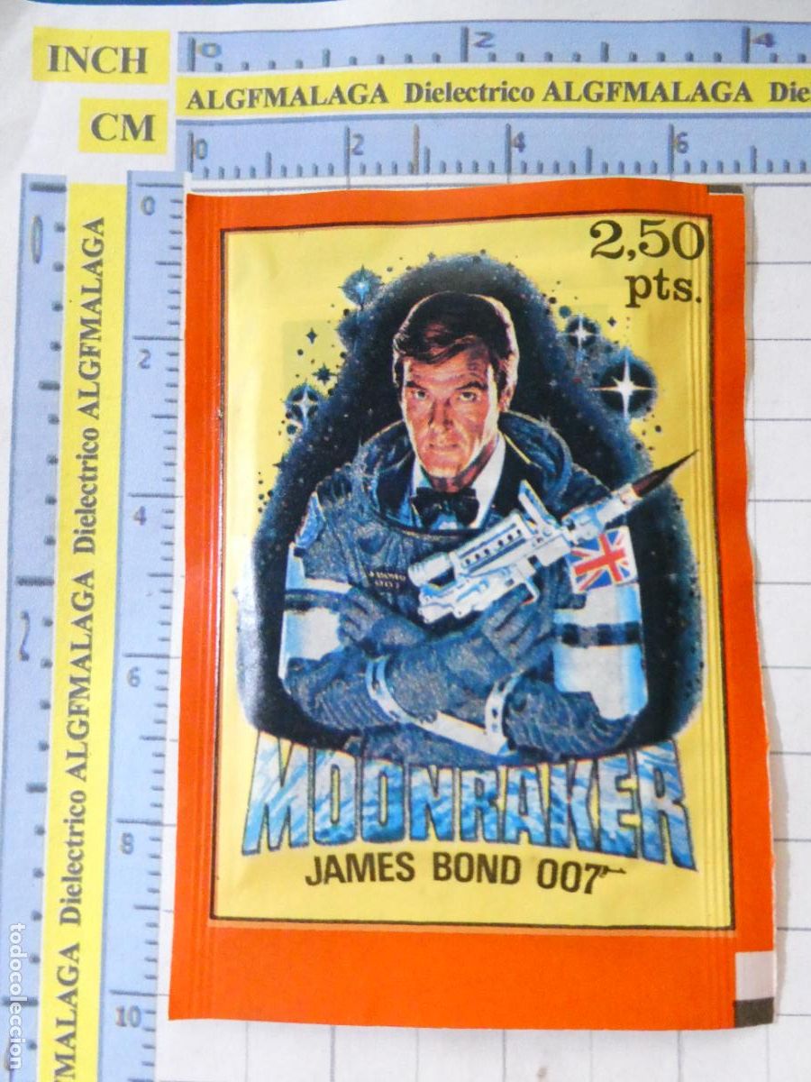 Coleccionismo Cromos antiguos: SOBRE LLENO DE CROMOS CROMITOS PEL&Iacute;CULA MOONRAKER JAMES BOND 007 ROGER MOORE.