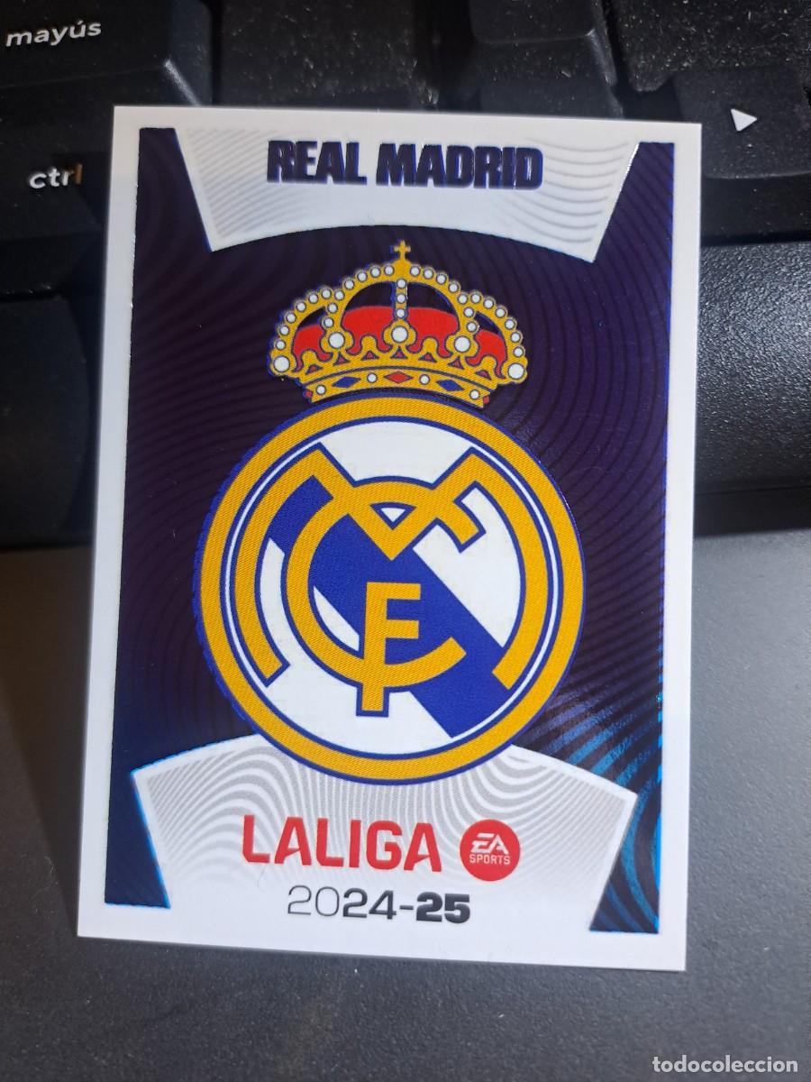 Coleccionismo Cromos antiguos: CROMO ESCUDO REAL MADRID 1 LIGA 2024 2025 24 25 ESTE PANINI NUNCA PEGADO
