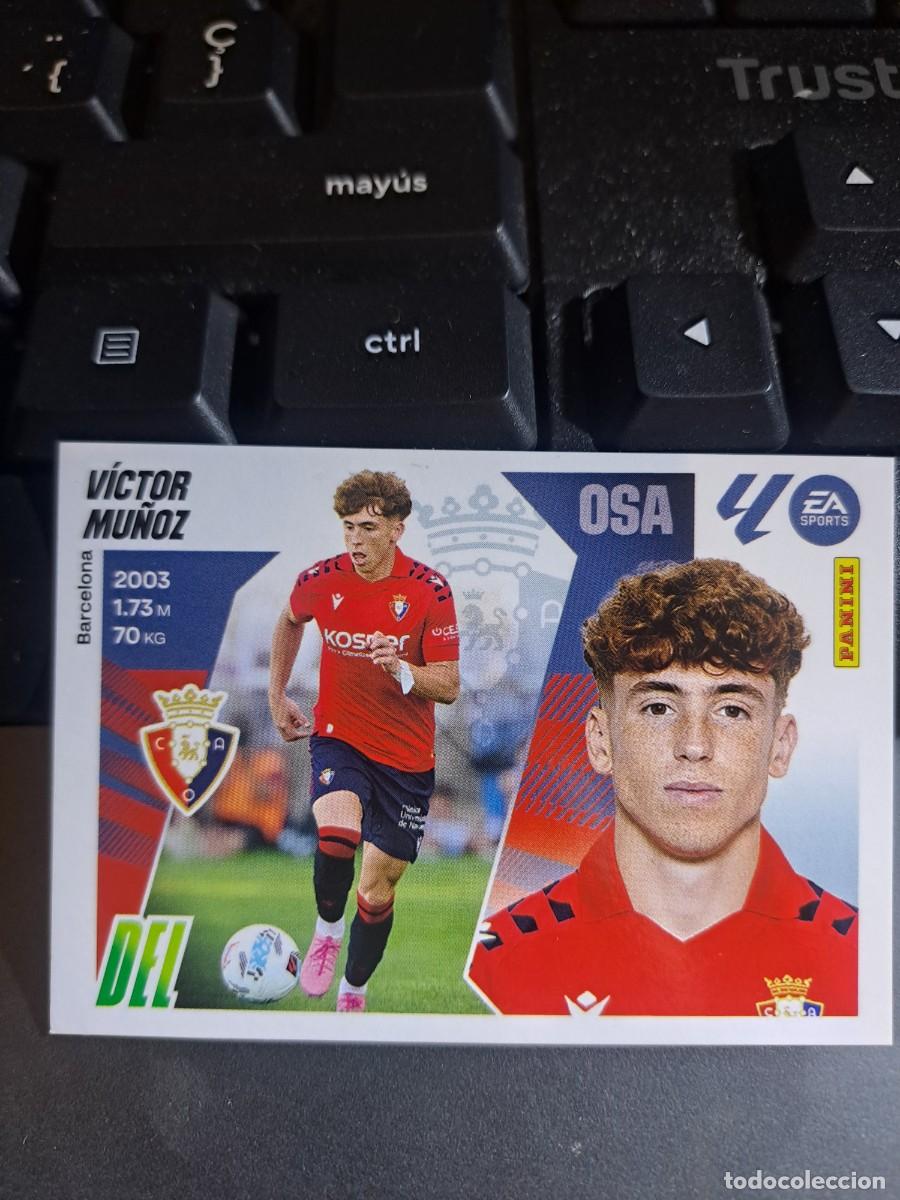 Coleccionismo Cromos antiguos: CROMO VICTOR MU&Ntilde;OZ 17 OSASUNA LIGA 2025 2026 25 26 ESTE PANINI NUNCA PEGADO