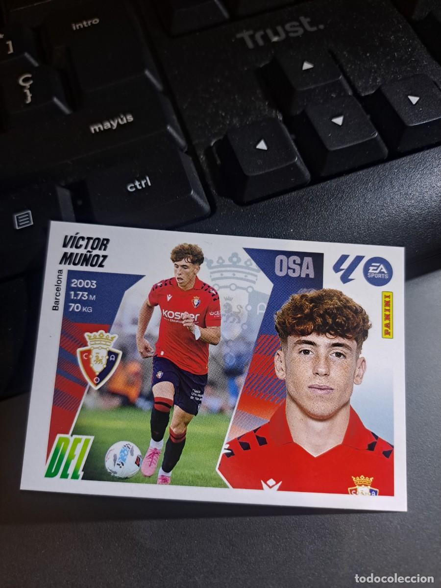 Coleccionismo Cromos antiguos: CROMO VICTOR MU&Ntilde;OZ 17 OSASUNA LIGA 2025 2026 25 26 ESTE PANINI NUNCA PEGADO