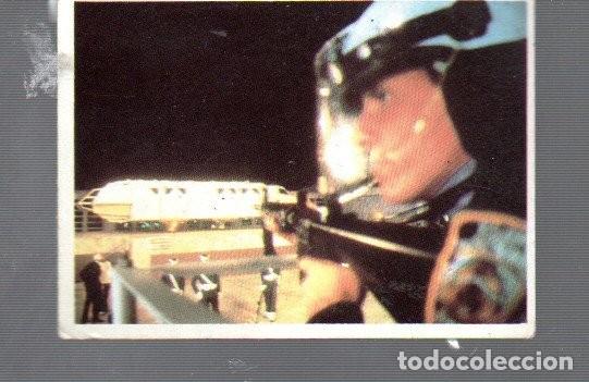 Coleccionismo Cromos antiguos: CROMO DE SERIE DE LA TELE V EDITOR WARNER BROS EL A&Ntilde;O 1983 N&ordm; 184 ESTUVIERON PEGADOS