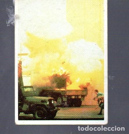 Coleccionismo Cromos antiguos: CROMO DE SERIE DE LA TELE V EDITOR WARNER BROS EL A&Ntilde;O 1983 N&ordm; 56 ESTUVIERON PEGADOS