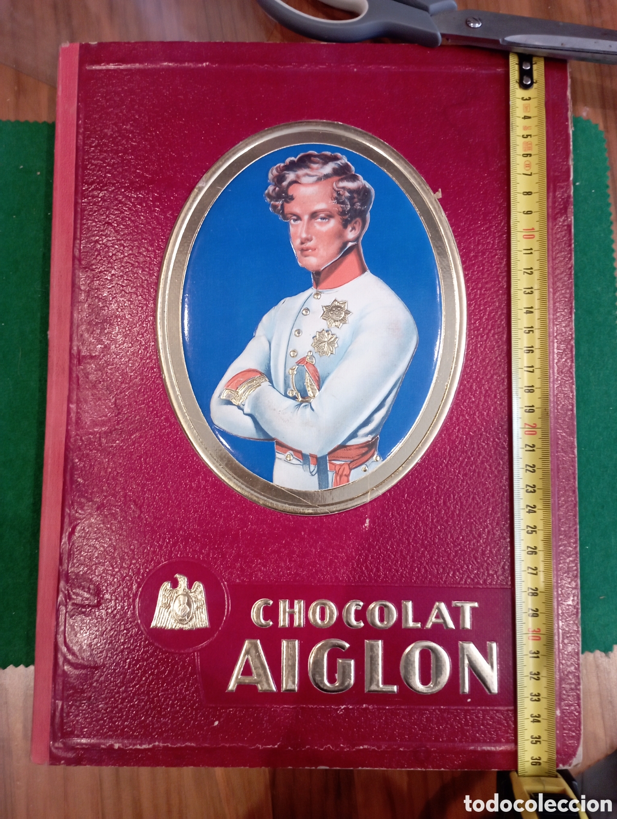 Coleccionismo Cromos antiguos: Album de cromos Chocolates Aiglon, completo a falta del n&ordm; 414 Gran formato. tiene 479 cromos