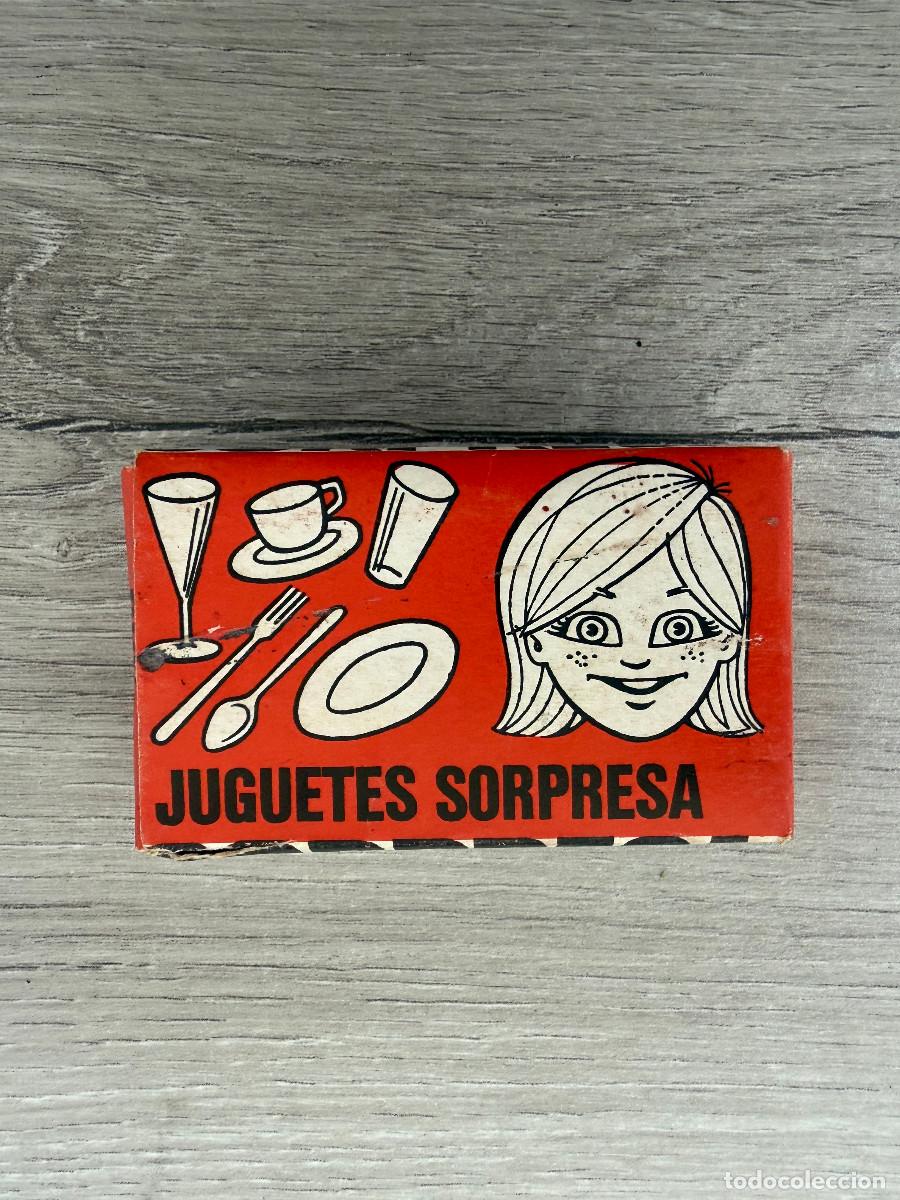 Coleccionismo Cromos antiguos: Cajita con Juguete Sopresa de Ni&ntilde;as - A&ntilde;os 70