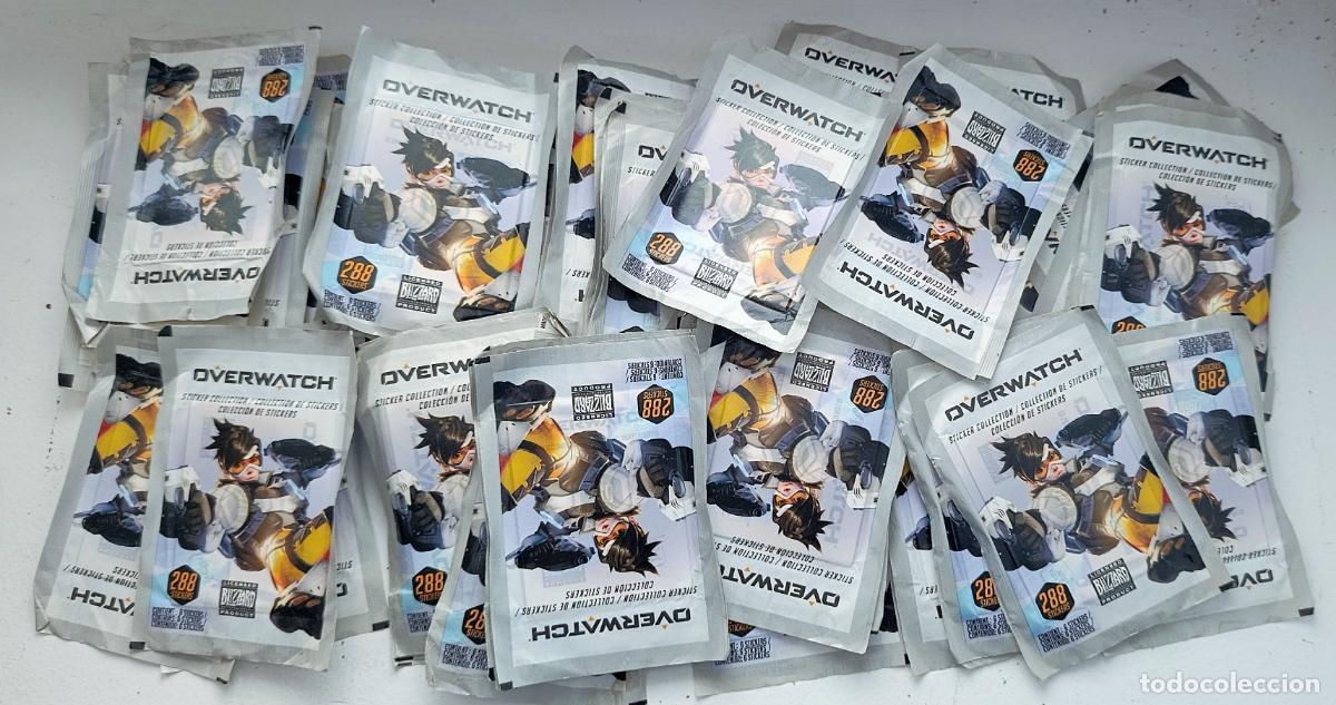 Coleccionismo Cromos antiguos: GRAN LOTE DE CROMOS OWERWATCH. PRODUCTO BLIZZARD. M&Aacute;S DE 70 SOBRES SIN ABRIR Y TACO DE CROMOS