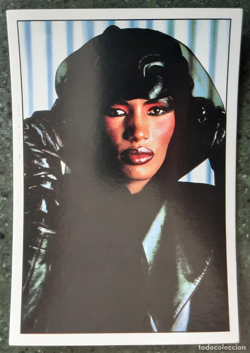Coleccionismo Cromos antiguos: GRACE JONES, PANINI POP STARS 1989.