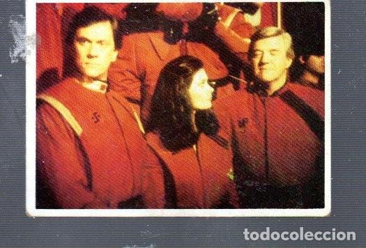 Coleccionismo Cromos antiguos: CROMO DE SERIE DE LA TELE V EDITOR WARNER BROS EL A&Ntilde;O 1984 N&ordm; 84 ESTUVIERON PEGADOS
