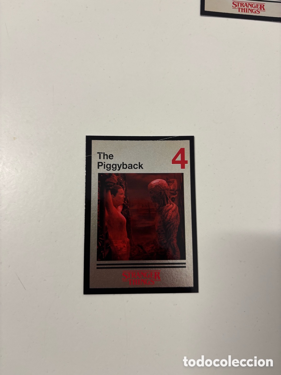 Coleccionismo Cromos antiguos: Carta stranger things Panini colecci&oacute;n 2026 THE PIGGYBACK