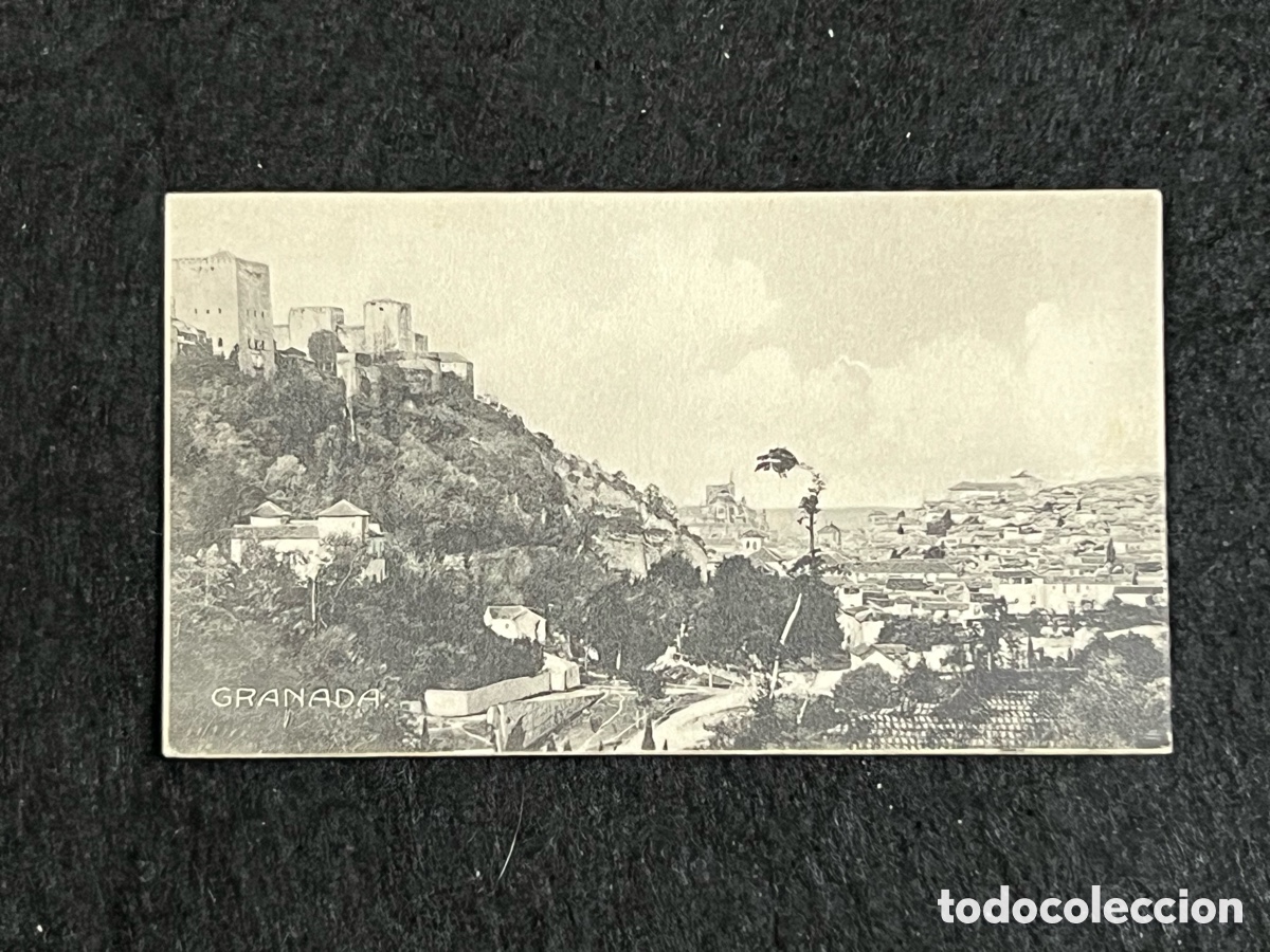 Coleccionismo Cromos antiguos: ANTIGUO CROMO GRANADA LA ALHAMBRA FARMACIA SOL SANTALOL BARCELONA 1900-1910.