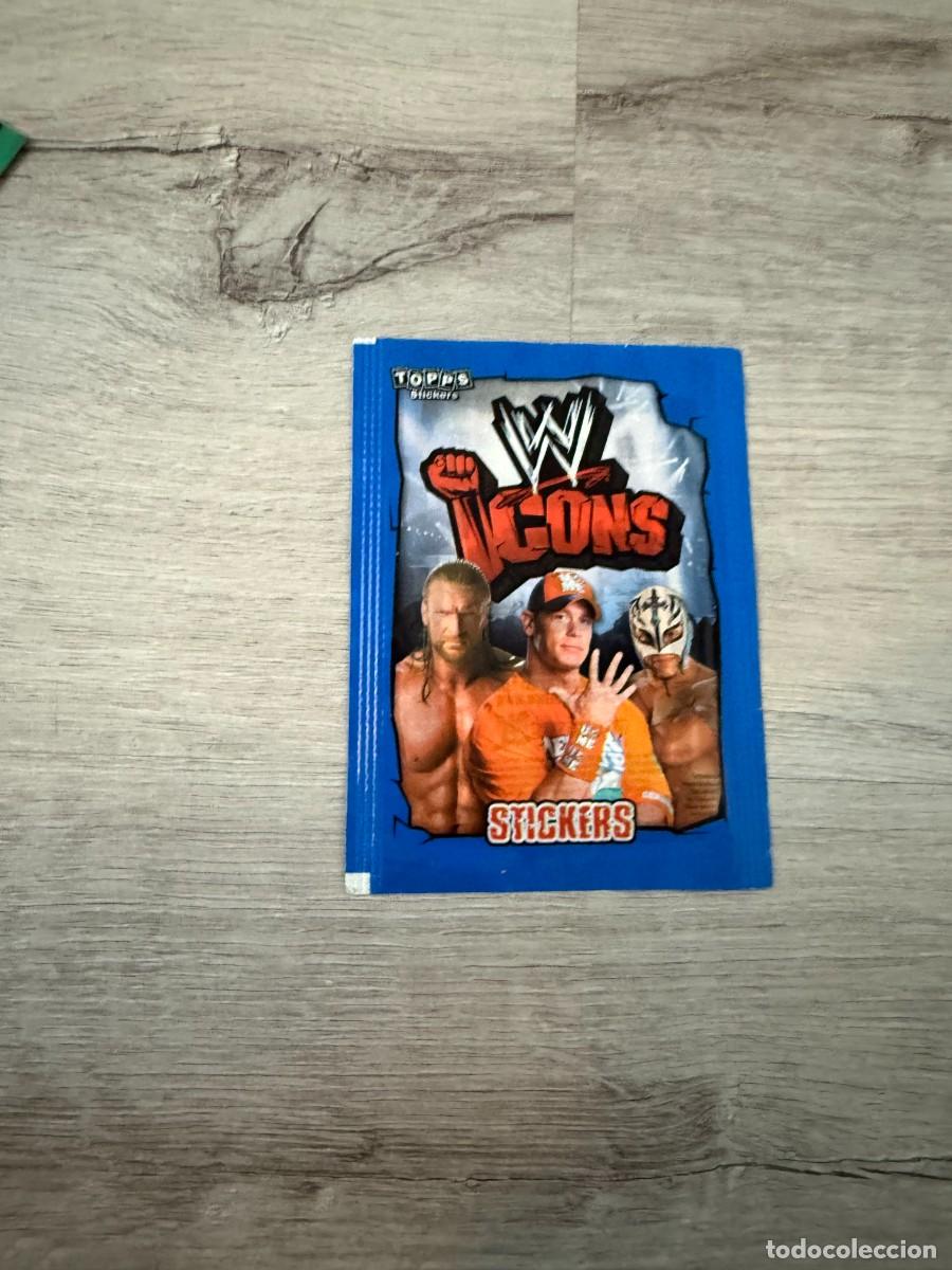 Coleccionismo Cromos antiguos: Sobre de cromos cerrado sin abrir WWE Icons de Topps