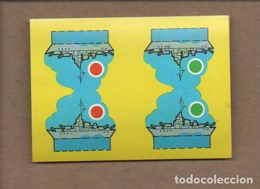 Coleccionismo Cromos antiguos: CROMO EL LIBRO DE LOS JUEGOS BIMBO. COMBATE NAVAL. NUEVO, SIN PEGAR.