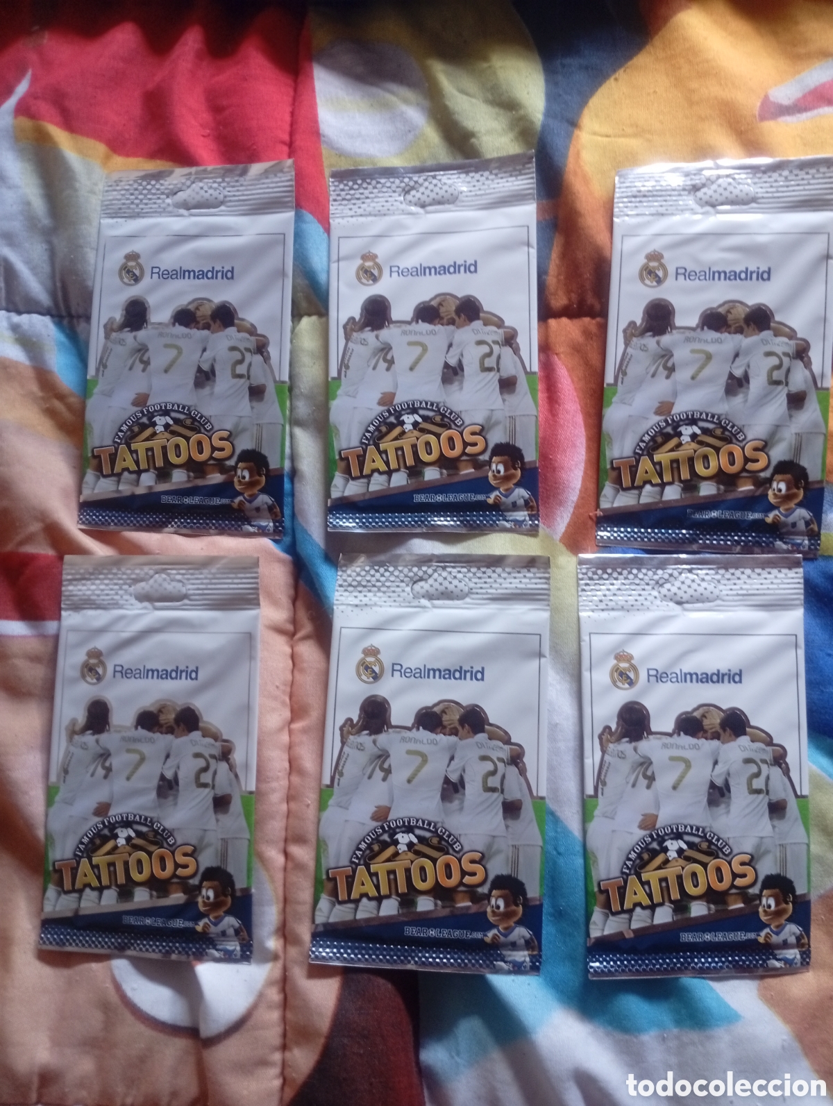 Coleccionismo Cromos antiguos: Sobre original tatus Real Madrid Famous Football Club Tattoos (Bear League)