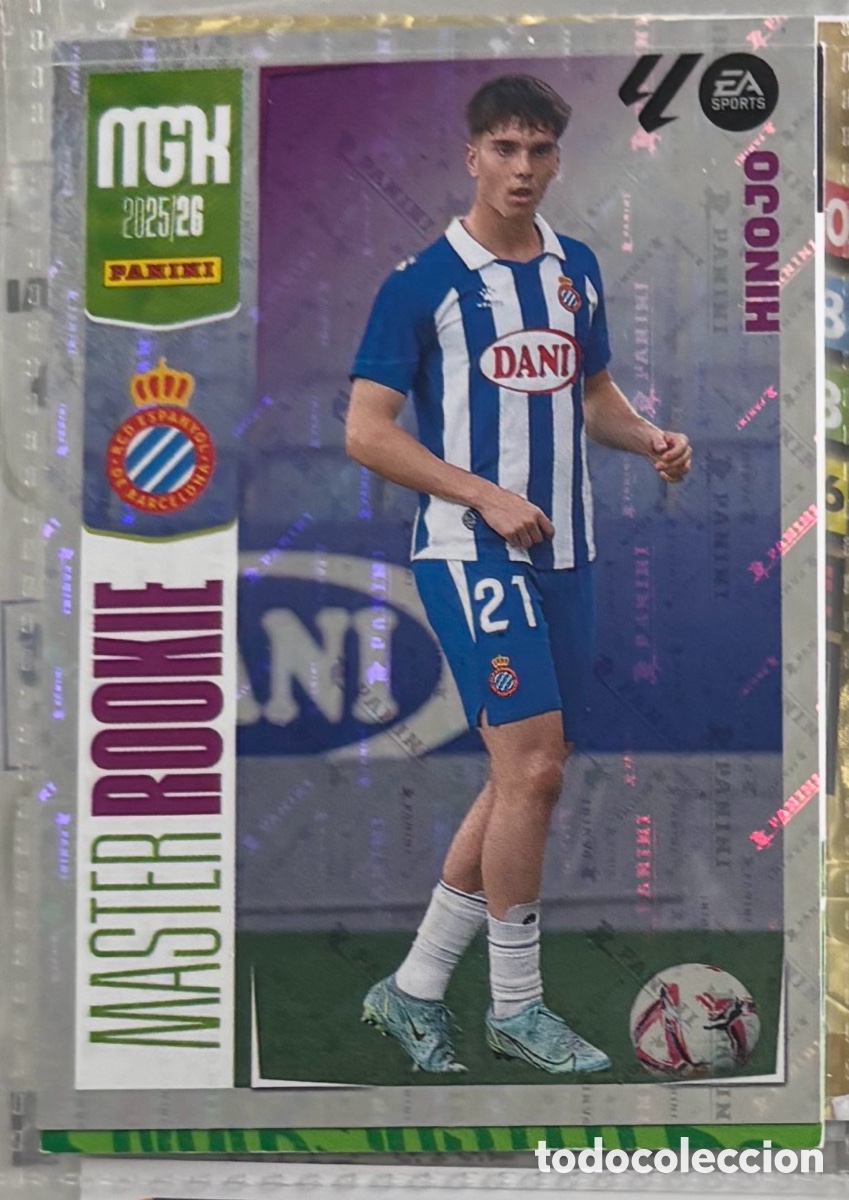 Coleccionismo Cromos antiguos: HINOJO M&Aacute;STER ROOKIE MGK MEGACRACK PANINI 2025 2026
