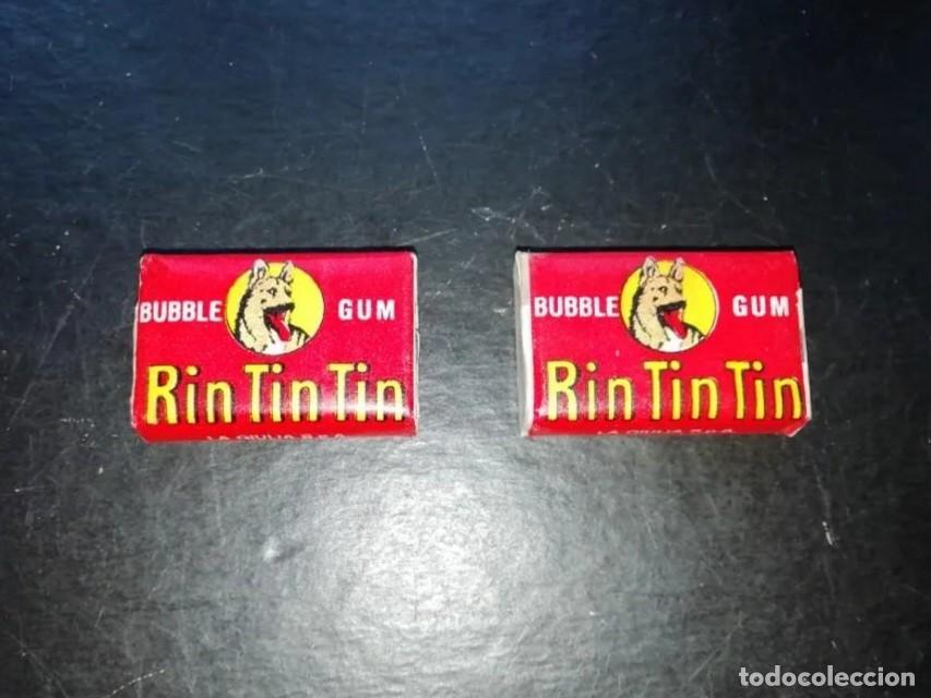 Coleccionismo Cromos antiguos: 2 CHICLES BUBBLE GUM + CROMO DE RIN TIN TIN/RINTINTIN 60-70'S SIN ABRIR ORIGINAL LA GIULIA RTOY