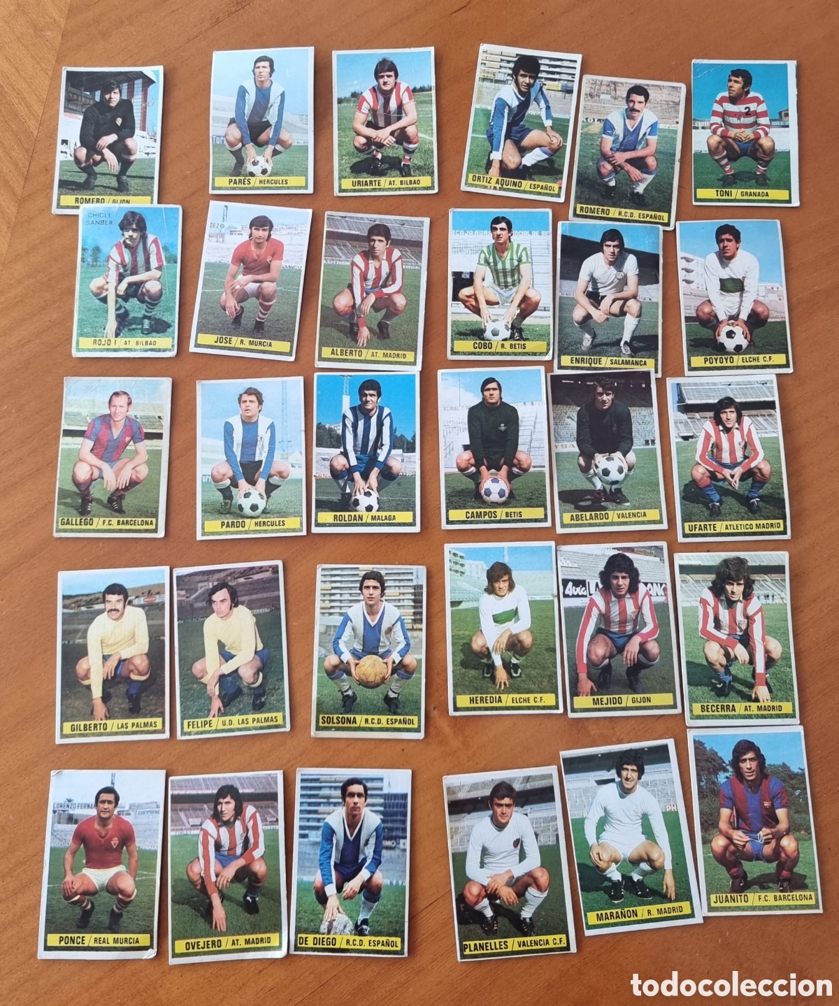 Coleccionismo Cromos antiguos: Lote 30 cromos f&uacute;tbol a&ntilde;os 70 ved anverso y reverso