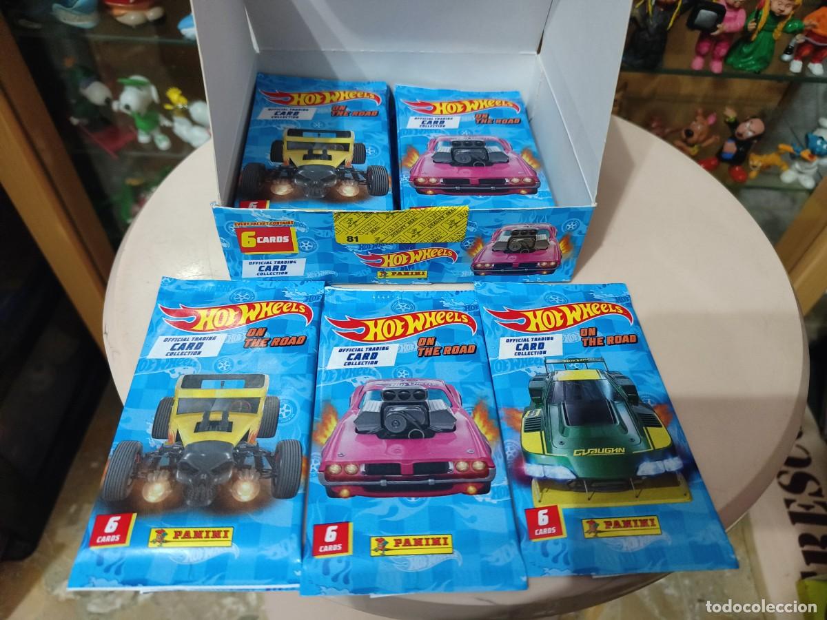 Coleccionismo Cromos antiguos: Ocasion ! Caja de 18 sobres de cromos sin abrir Panini HotWheels On The Road.