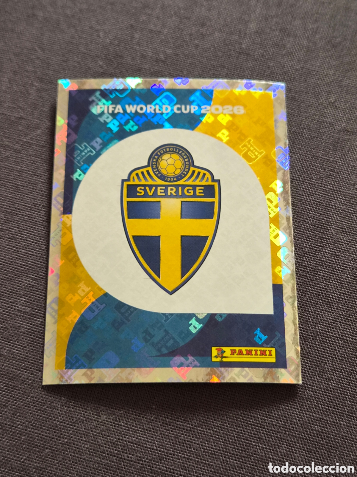 Coleccionismo Cromos antiguos: SWE1 - ESCUDO SUECIA FIFA WORLD CUP 2026