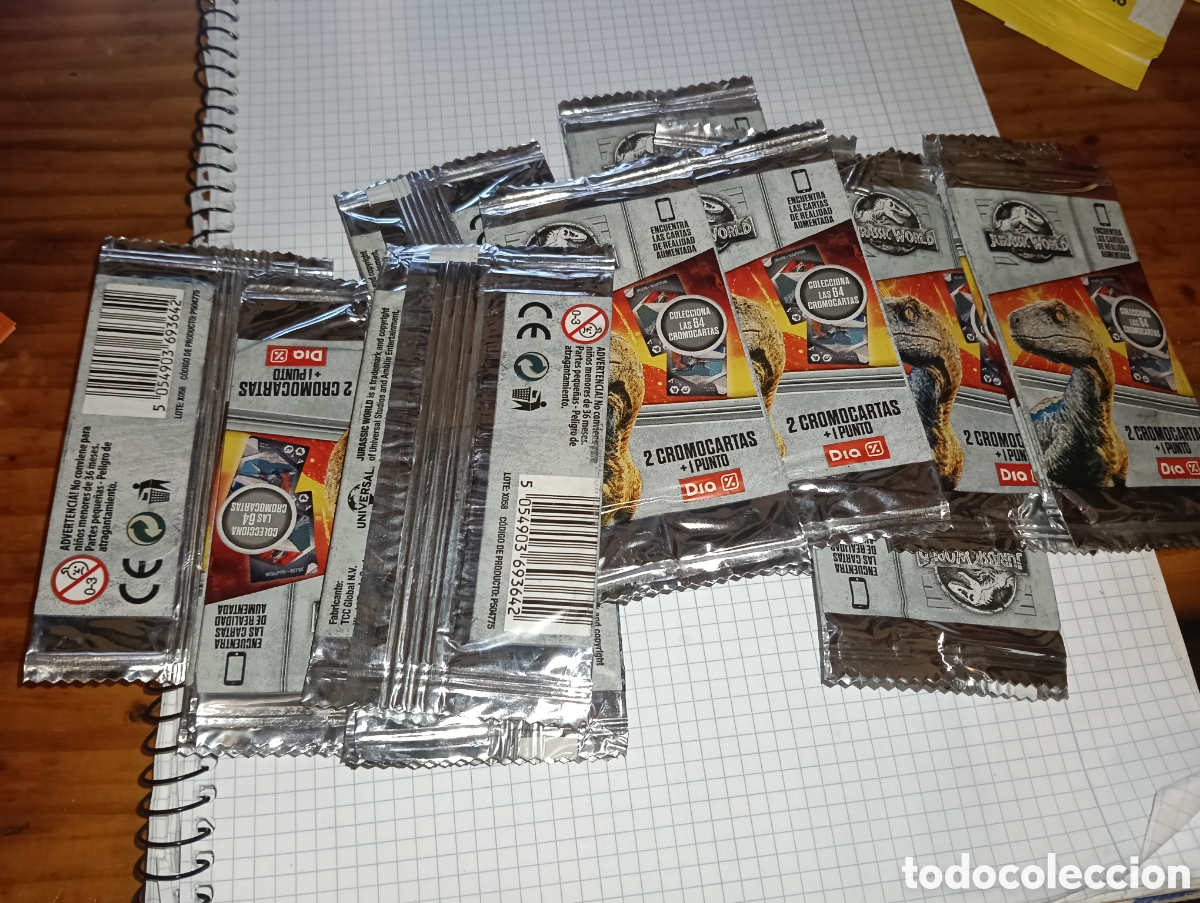 Coleccionismo Cromos antiguos: 30 sobres sin Abrir de Jurassic World Supermercado D&iacute;a