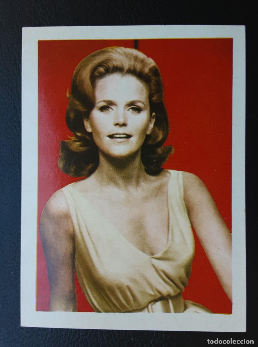 Coleccionismo Cromos antiguos: CROMO DE LEE REMICK DE LA COLECCI&Oacute;N ARTISTAS, EDITORIAL BRUGUERA 1972.