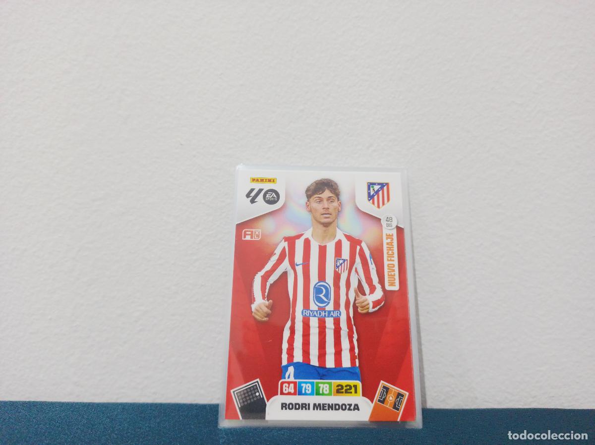 Coleccionismo Cromos antiguos: 48 BIS NUEVO FICHAJE RODRI MENDOZA BASE ATL&Eacute;TICO DE MADRID PANINI ADRENALYN XL 25 26