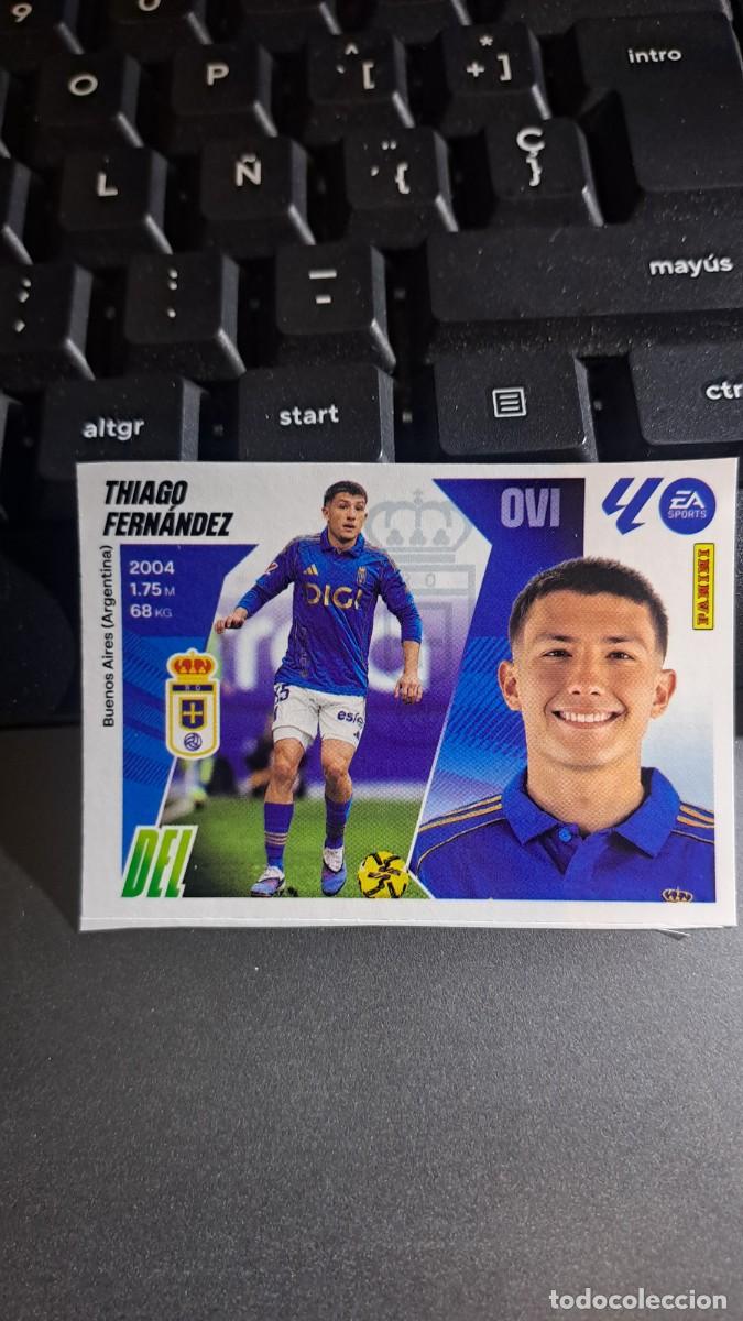 Coleccionismo Cromos antiguos: CROMO THIAGO FERNANDEZ 27 MERCADO DE INVIERNO 27 OVIEDO LIGA 2025 2026 25 26 ESTE PANINI NUNCA PEGAD