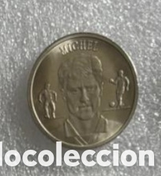 Coleccionismo Cromos antiguos: MICHEL MONEDA COLECCION OFICIAL DEL REAL MADRID 1902-2000
