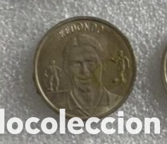 Coleccionismo Cromos antiguos: REDONDO MONEDA COLECCION OFICIAL DEL REAL MADRID 1902-2000