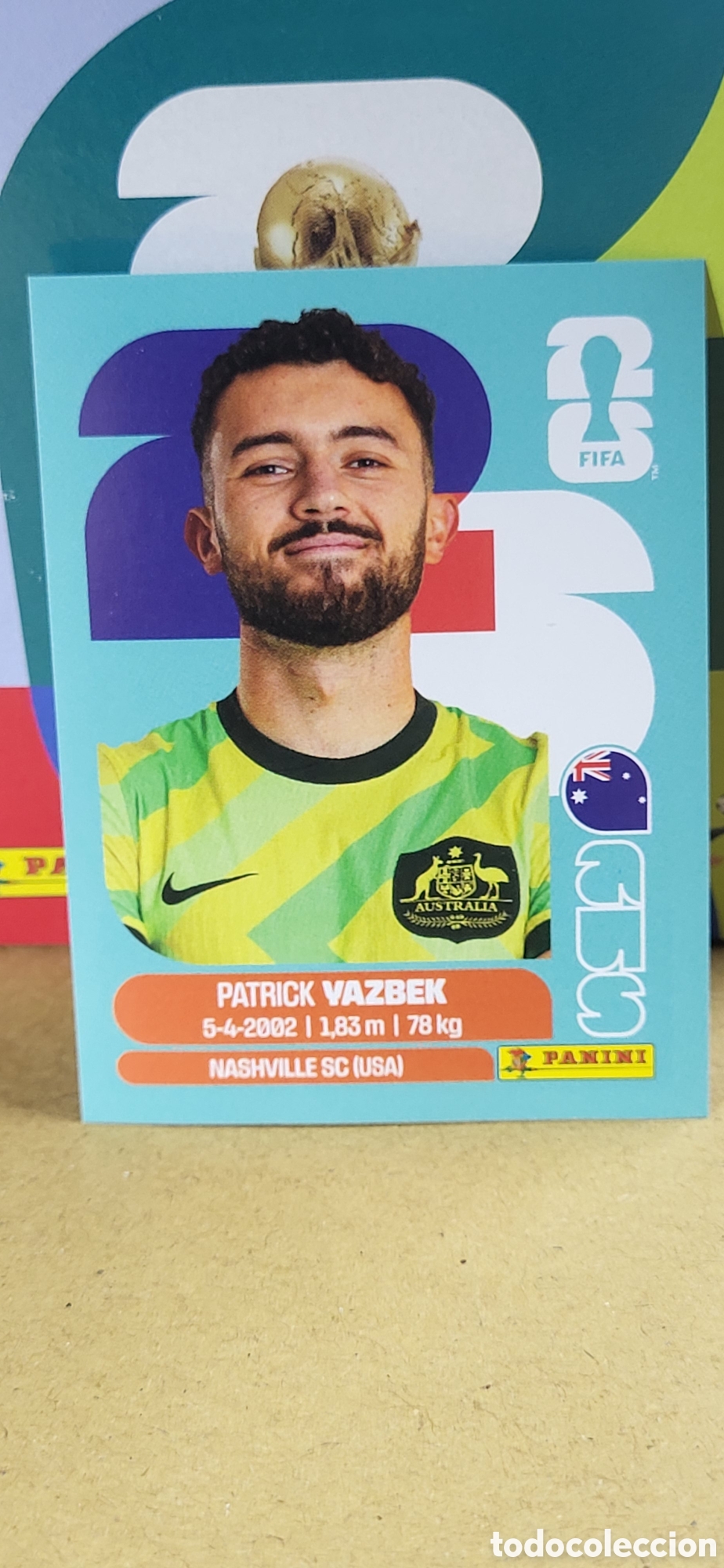 Coleccionismo Cromos antiguos: VAZBEK AUSTRALIA N&ordm; 16 FIFA WORLD CUP 2026 PANINI MUNDIAL FIFA WORLD CUP