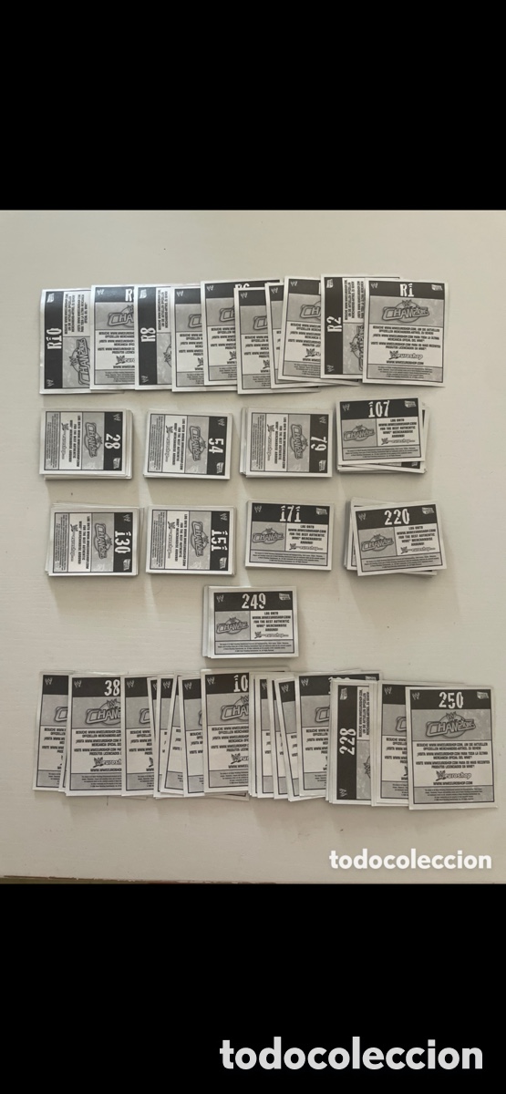 Coleccionismo Cromos antiguos: Lote de 260 cromos sin repetir Colecci&oacute;n completa WWE CHAMPIONS