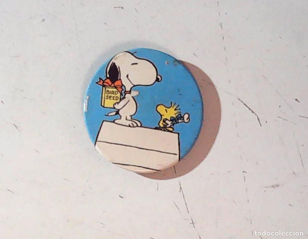 Coleccionismo cromos antiguos: snoopy chapa vintage 1990 peanuts - Foto 1