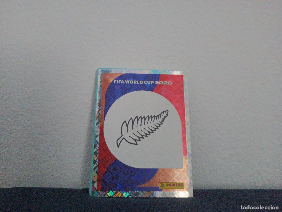 Collezionismo Figurine antiche: NZL 1 ESCUDO BASE NEW ZEALAND CROMO MUNDIAL STICKERS 2026 26