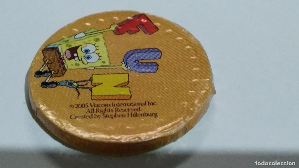 Coleccionismo cromos antiguos: chocolatina MONEDA 2005 bob esponja - Foto 2