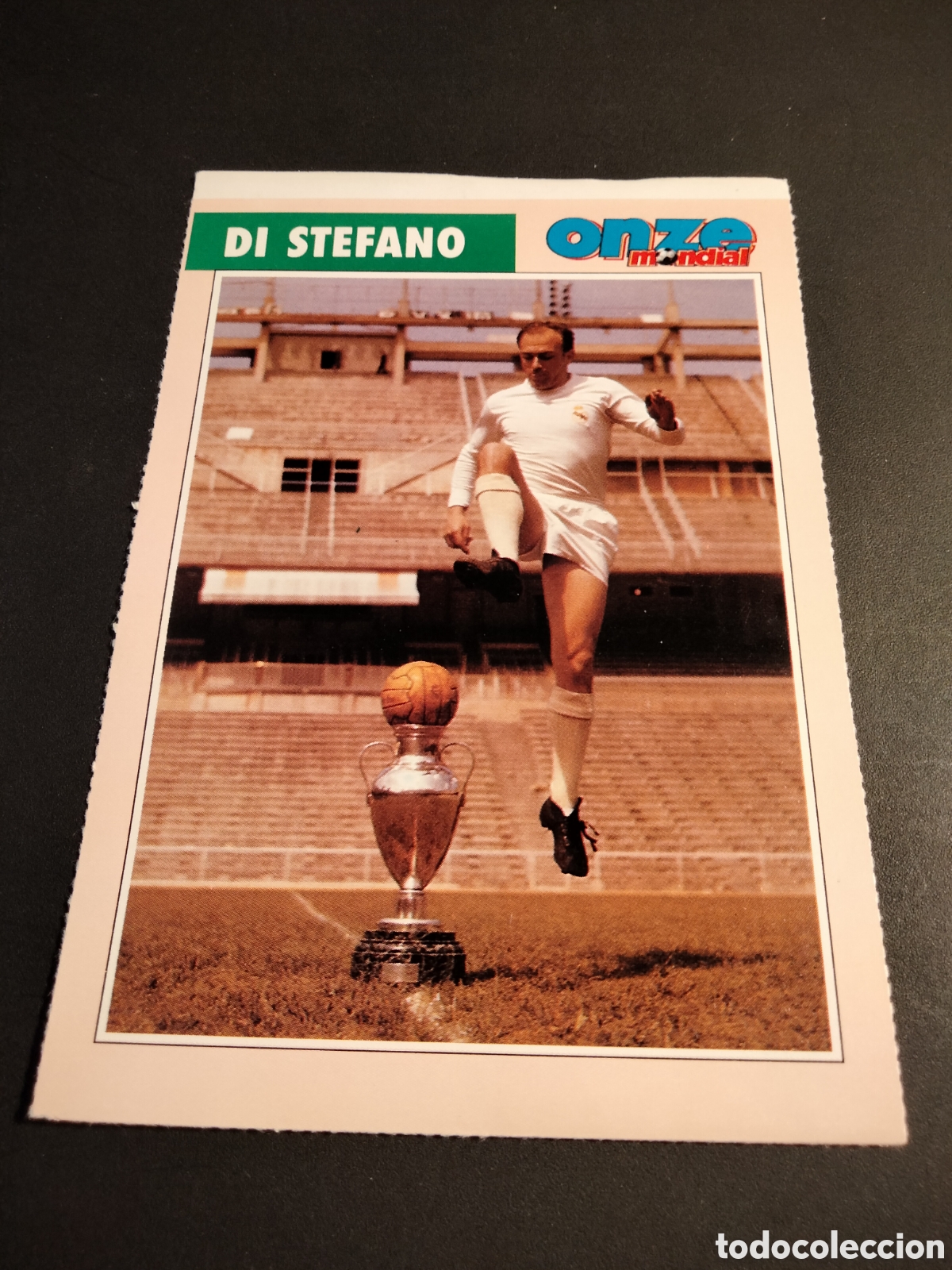 Coleccionismo Cromos antiguos: DI STEFANO REAL MADRID REVISTA ONZE MONDIAL 10CM X 14CM