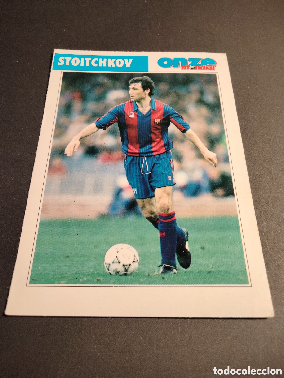 Coleccionismo Cromos antiguos: STOICHKOV FC. BARCELONA REVISTA ONZE MONDIAL 10CM X 14CM