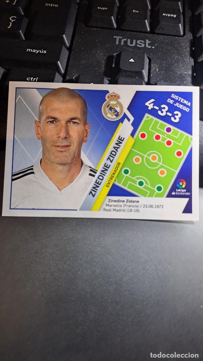 Coleccionismo Cromos antiguos: CROMO ZINEDINE ZIDANE 26 ENTRENADOR REAL MADRID LIGA 2019 2020 19 20 ESTE PANINI NUNCA PEGADO