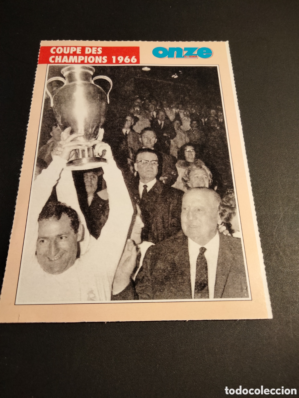 Coleccionismo Cromos antiguos: REAL MADRID GENTO CAMPEON CHAMPIONS 1965/66 REVISTA ONZE MONDIAL 10CM X 14CM