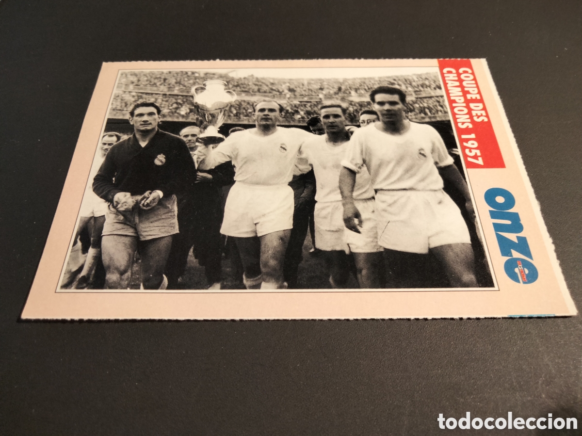 Coleccionismo Cromos antiguos: REAL MADRID DI STEFANO CAMPEON CHAMPIONS 1957 REVISTA ONZE MONDIAL 10CM X 14CM