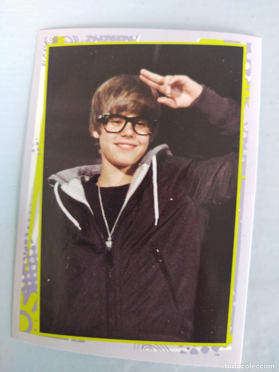 Coleccionismo Cromos antiguos: CROMO JUSTIN BIEBER N&deg; 17. NUEVO SIN PEGAR