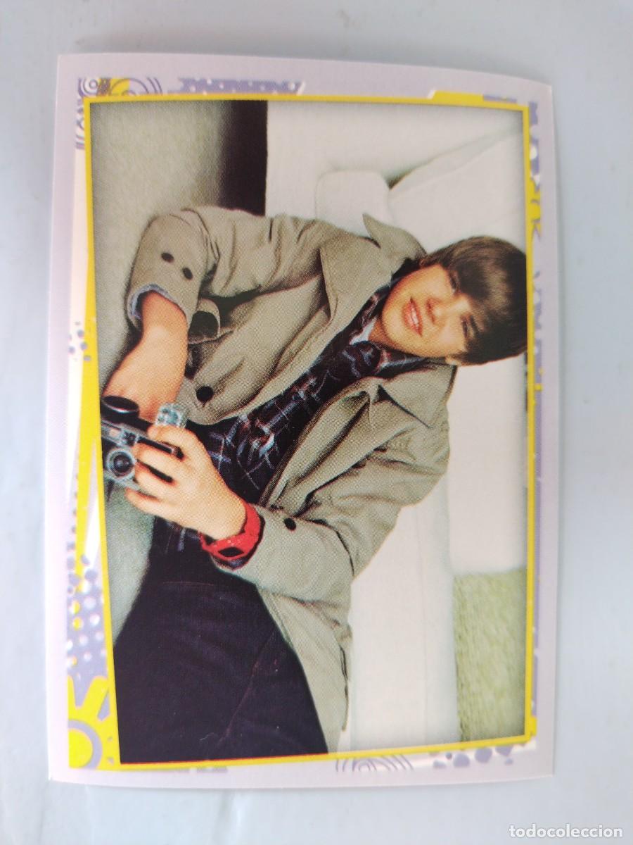 Coleccionismo Cromos antiguos: CROMO JUSTIN BIEBER N&deg; 77. NUEVO SIN PEGAR