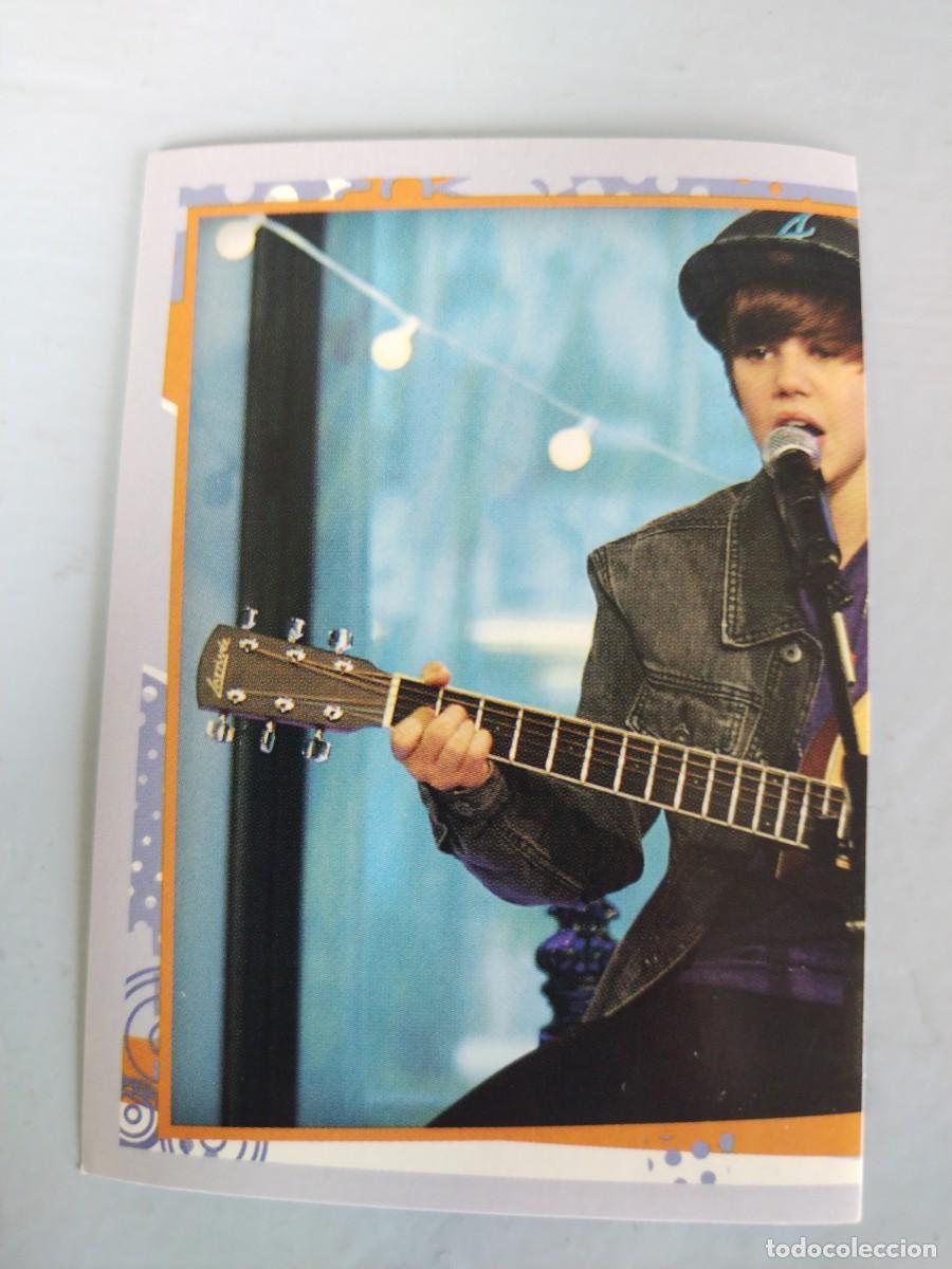 Colecionismo Cromos antigos: CROMO JUSTIN BIEBER N&deg; 82. NUEVO SIN PEGAR