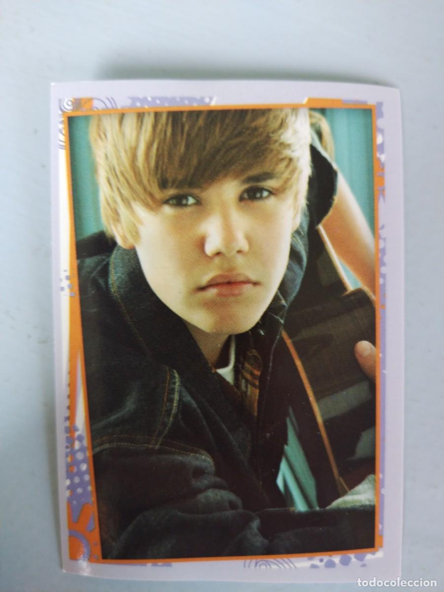 Coleccionismo Cromos antiguos: CROMO JUSTIN BIEBER N&deg; 142. NUEVO SIN PEGAR