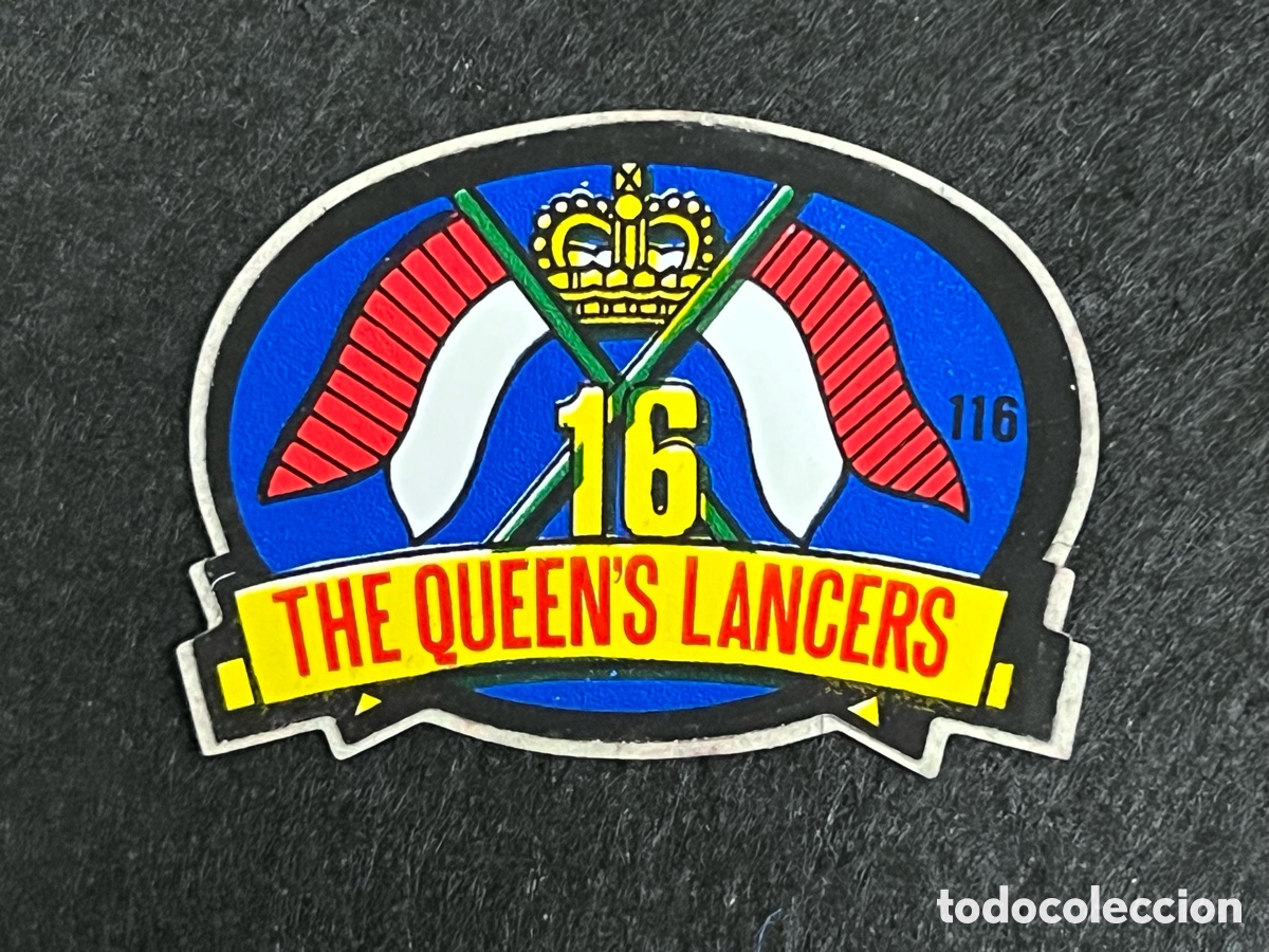 Coleccionismo cromos antiguos: CROMO BIMBO S&Uacute;PER EMBLEMAS 16 THE QUEEN&rsquo;S LANCERS N&Uacute;MERO 116 SIN PEGAR TROQUELADO.