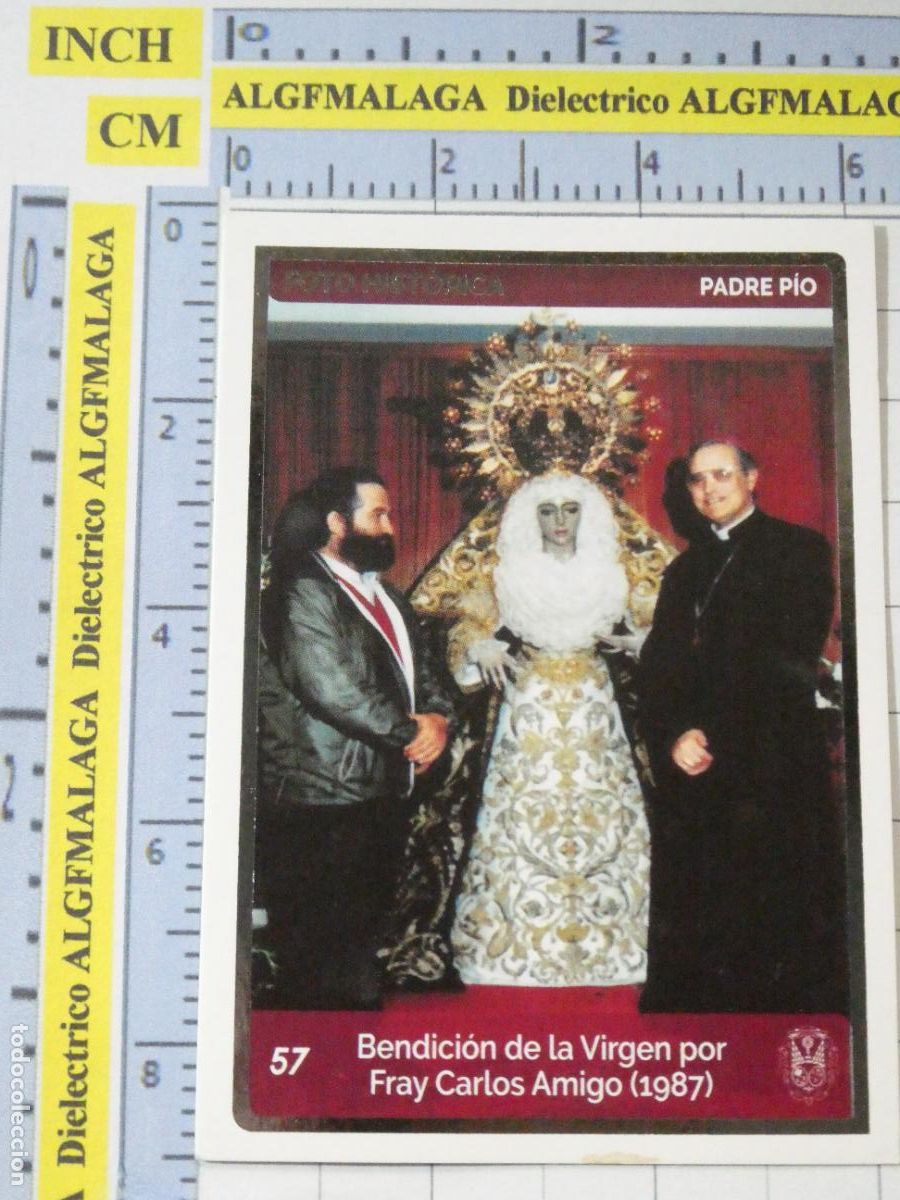 Coleccionismo cromos antiguos: CROMO TARJETA HOLY CARDS SEMANA SANTA SEVILLA 57 BENDICI&Oacute;N VIRGEN FRAY CARLOS AMIGO PADRE PIO